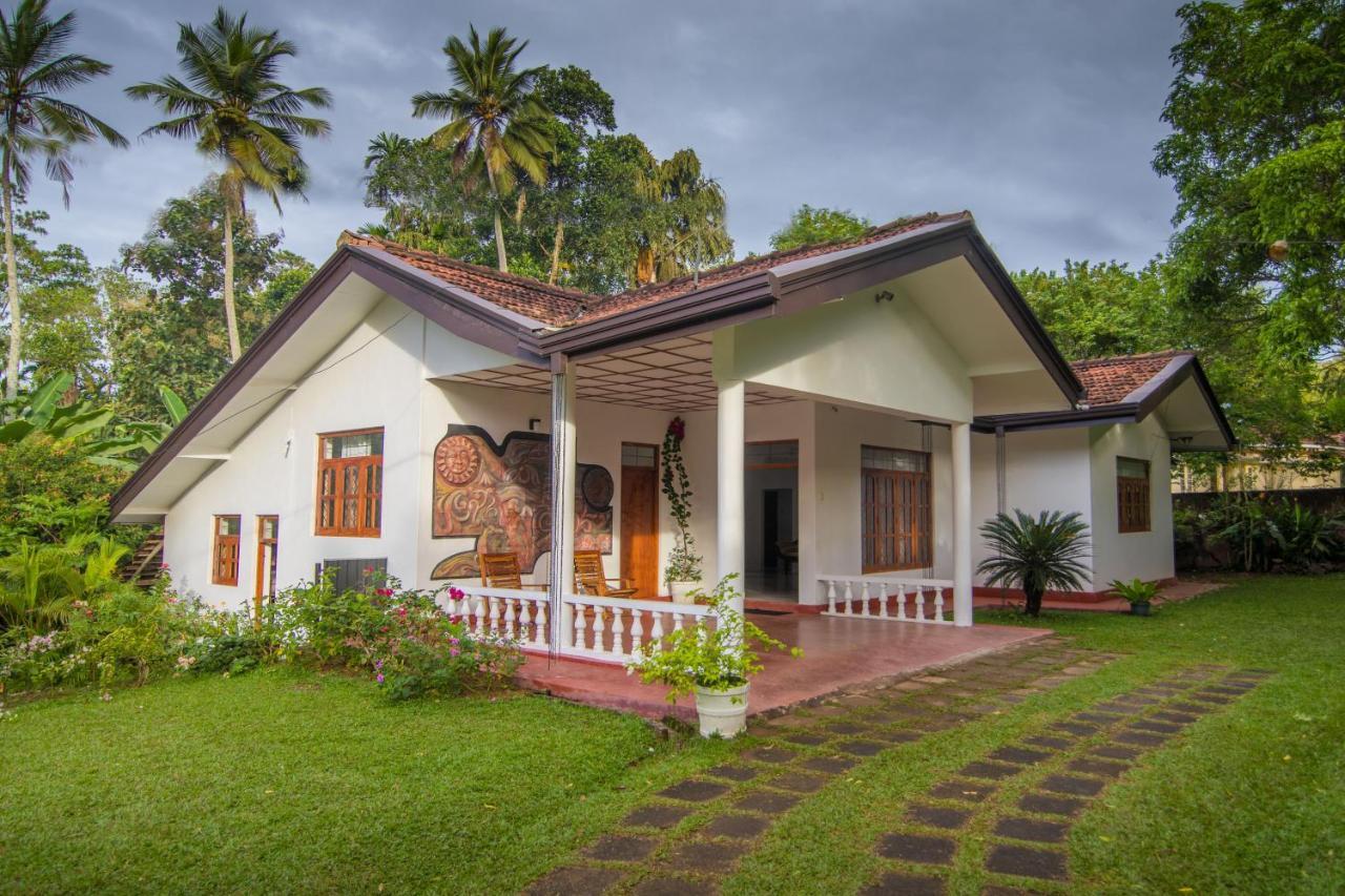 Hikkanest Hikkaduwa Luaran gambar